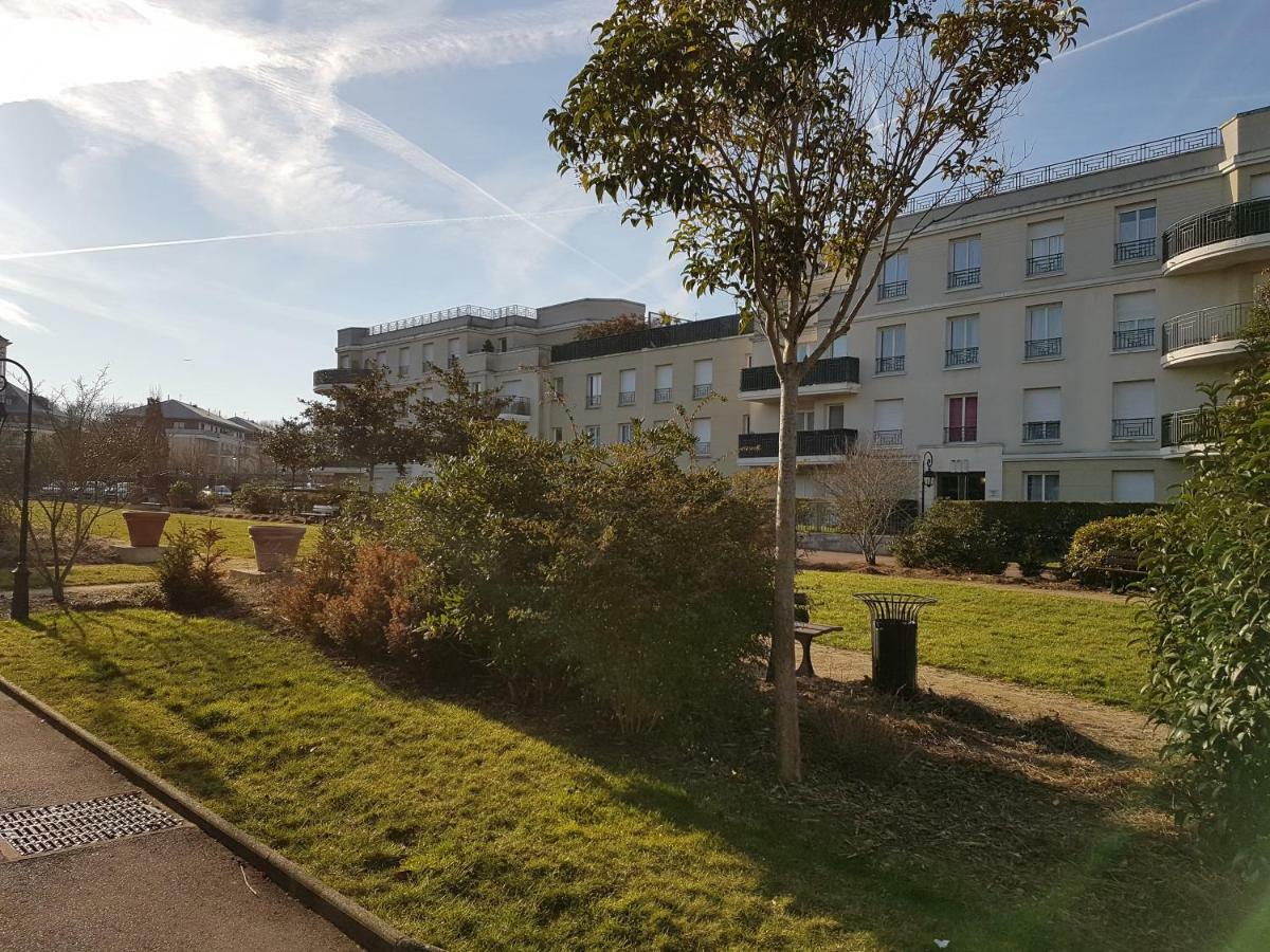 Appartement Avec Rez De Jardin A Disneyland Montévrain Exterior foto