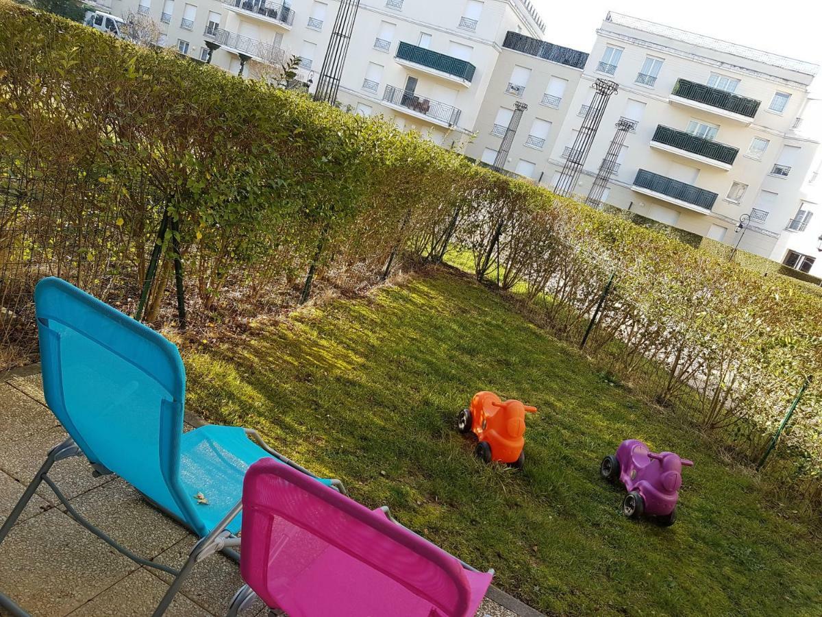 Appartement Avec Rez De Jardin A Disneyland Montévrain Exterior foto